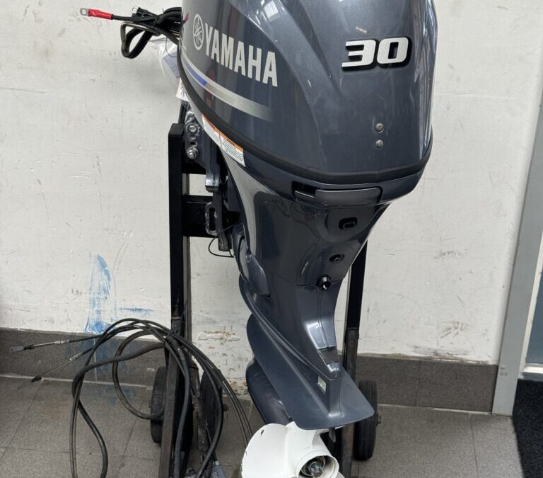 Yamaha 30PK 4-takt (174)